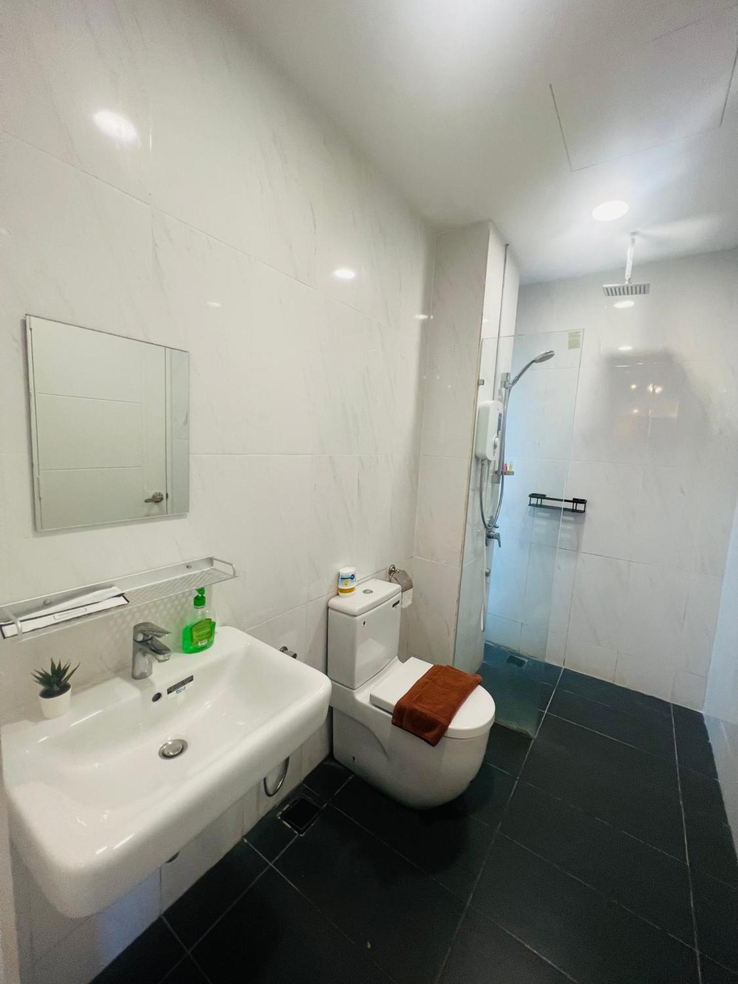 Reizz Residence By D'Amour กัวลาลัมเปอร์ ภายนอก รูปภาพ