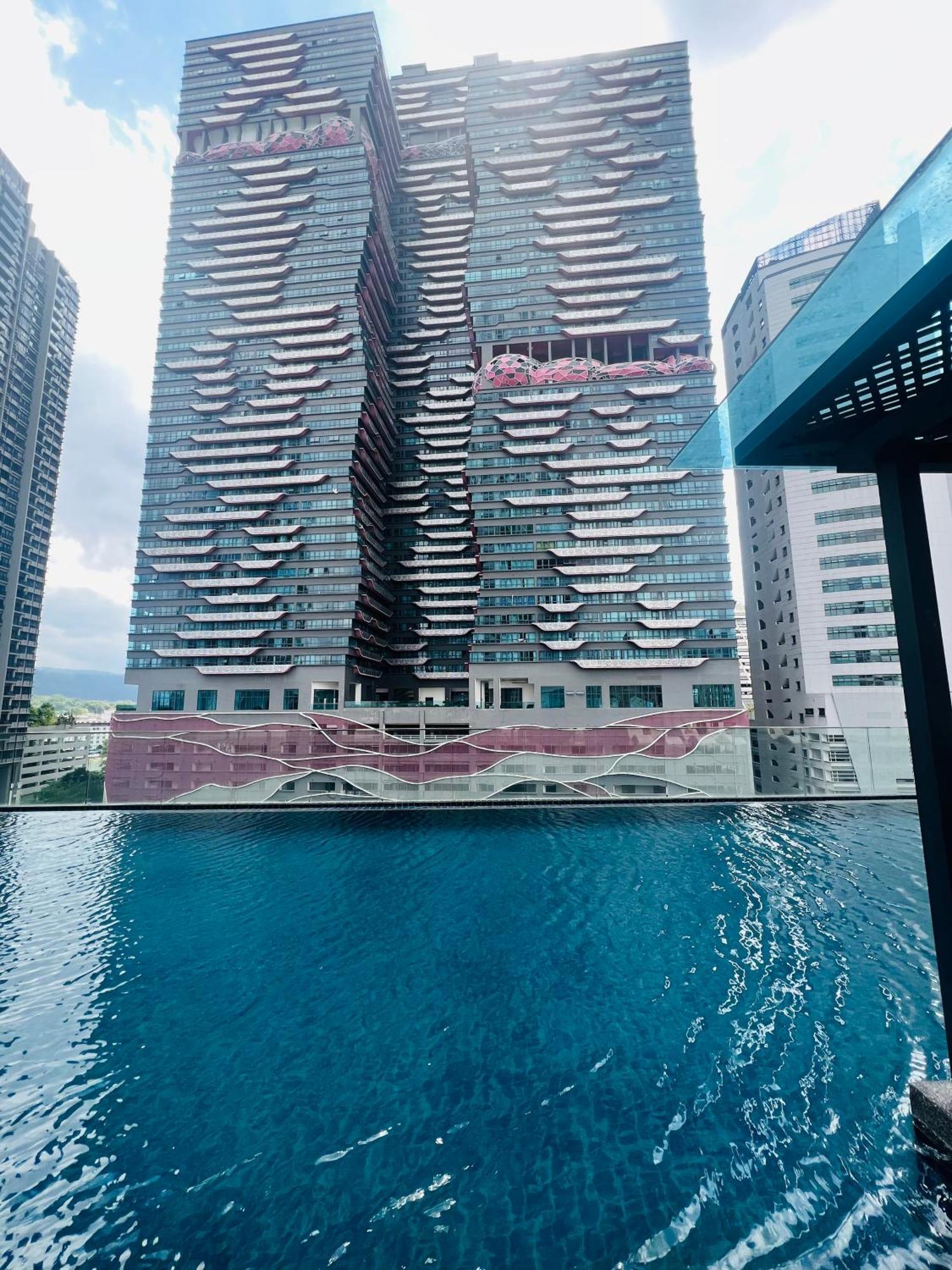 Reizz Residence By D'Amour กัวลาลัมเปอร์ ภายนอก รูปภาพ